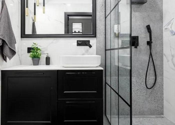 - Center - One Bedroom - Jp19 *